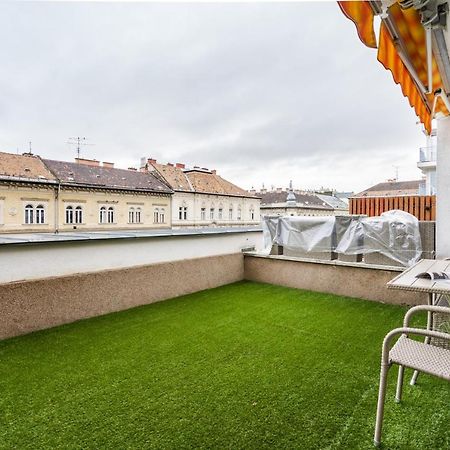 בודפשט Bpr Garay Suite With Rooftop Terrace & A/C מראה חיצוני תמונה
