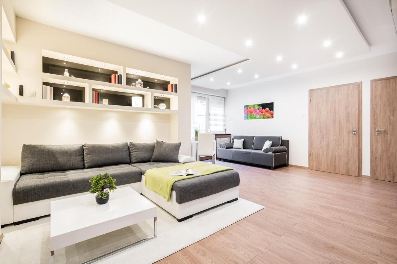 בודפשט Bpr Garay Suite With Rooftop Terrace & A/C מראה חיצוני תמונה