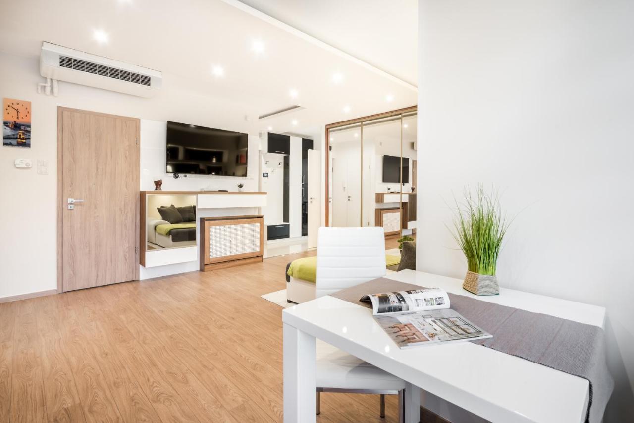 בודפשט Bpr Garay Suite With Rooftop Terrace & A/C מראה חיצוני תמונה