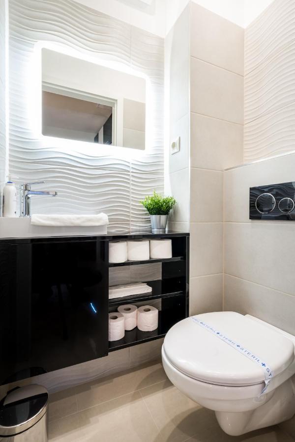 בודפשט Bpr Garay Suite With Rooftop Terrace & A/C מראה חיצוני תמונה